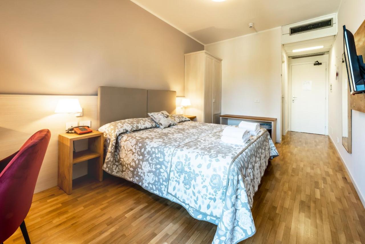 Hotel Palazzuolo San Quirico d'Orcia Bagian luar foto